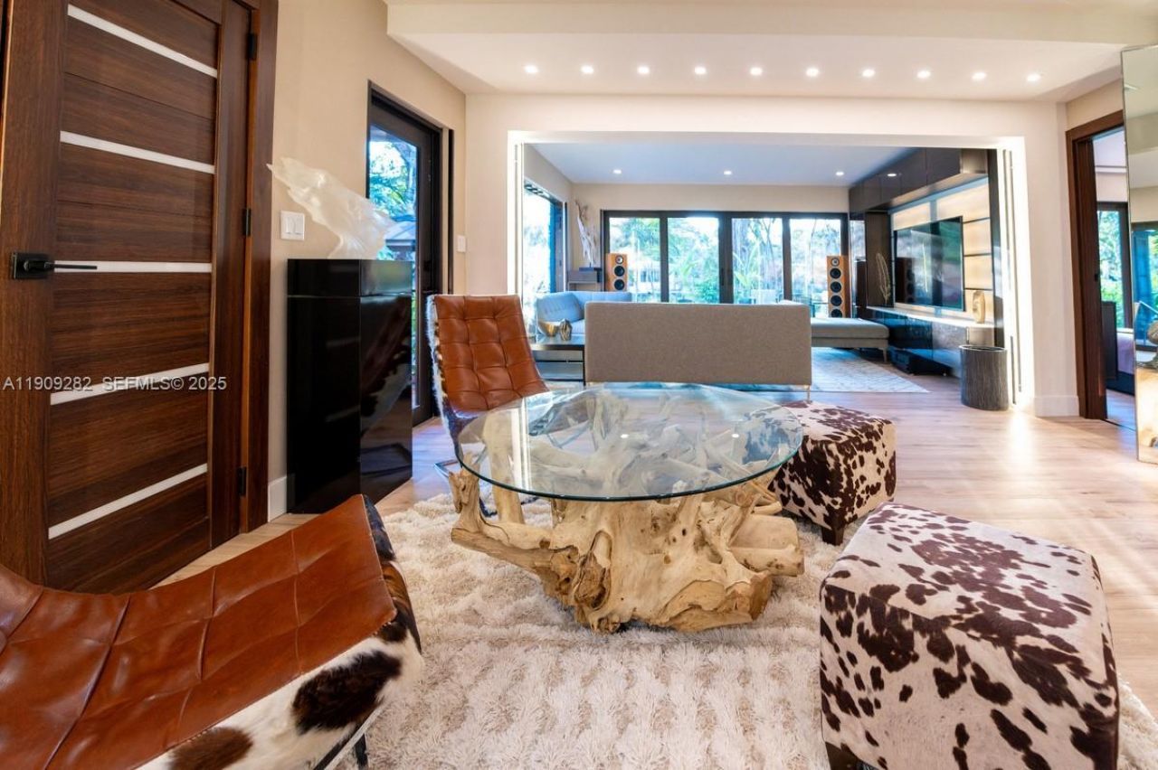 12330 Griffing Blvd, North Miami, FL 33161 Photo