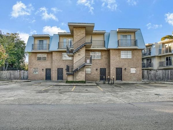 2021 BAYOU Lane, Unit E, Slidell, LA 70458