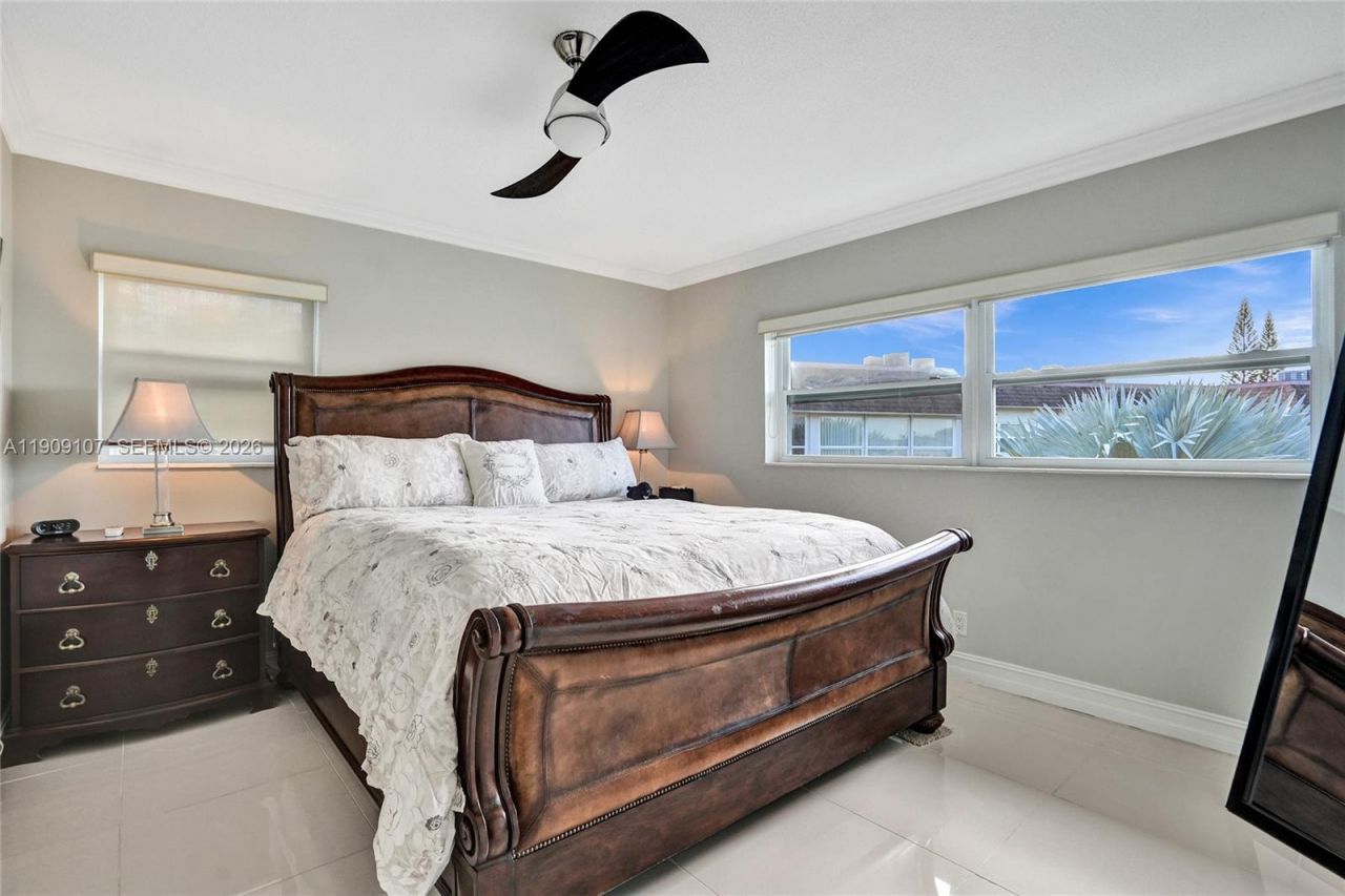 3501 NW 47th Ave, Unit 601, Lauderdale Lakes, FL 33319 Photo