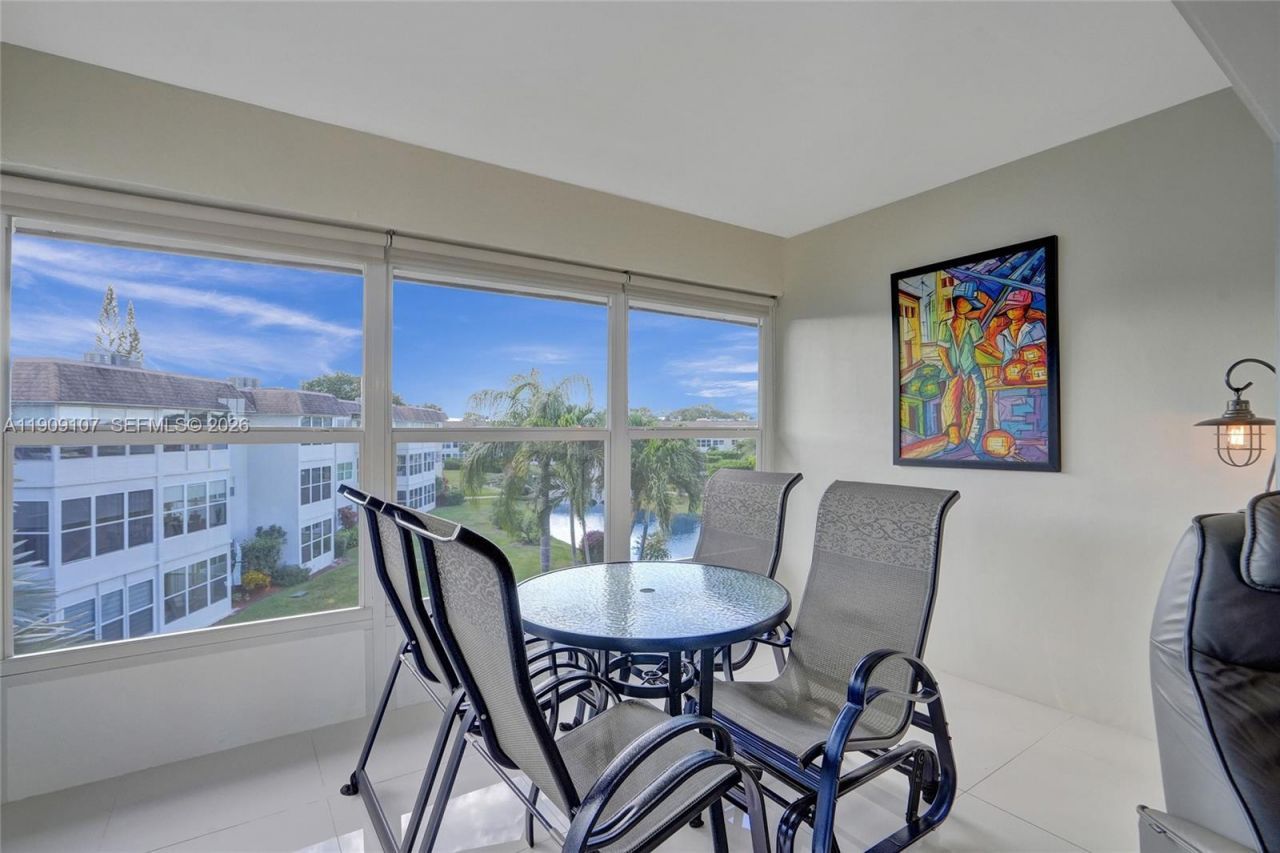 3501 NW 47th Ave, Unit 601, Lauderdale Lakes, FL 33319 Photo