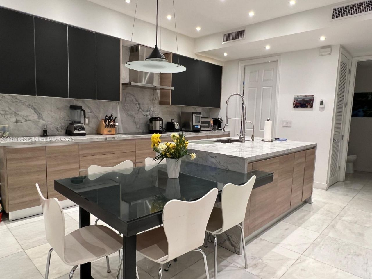 20825 NE 32nd Pl, Aventura, FL 33180 Photo