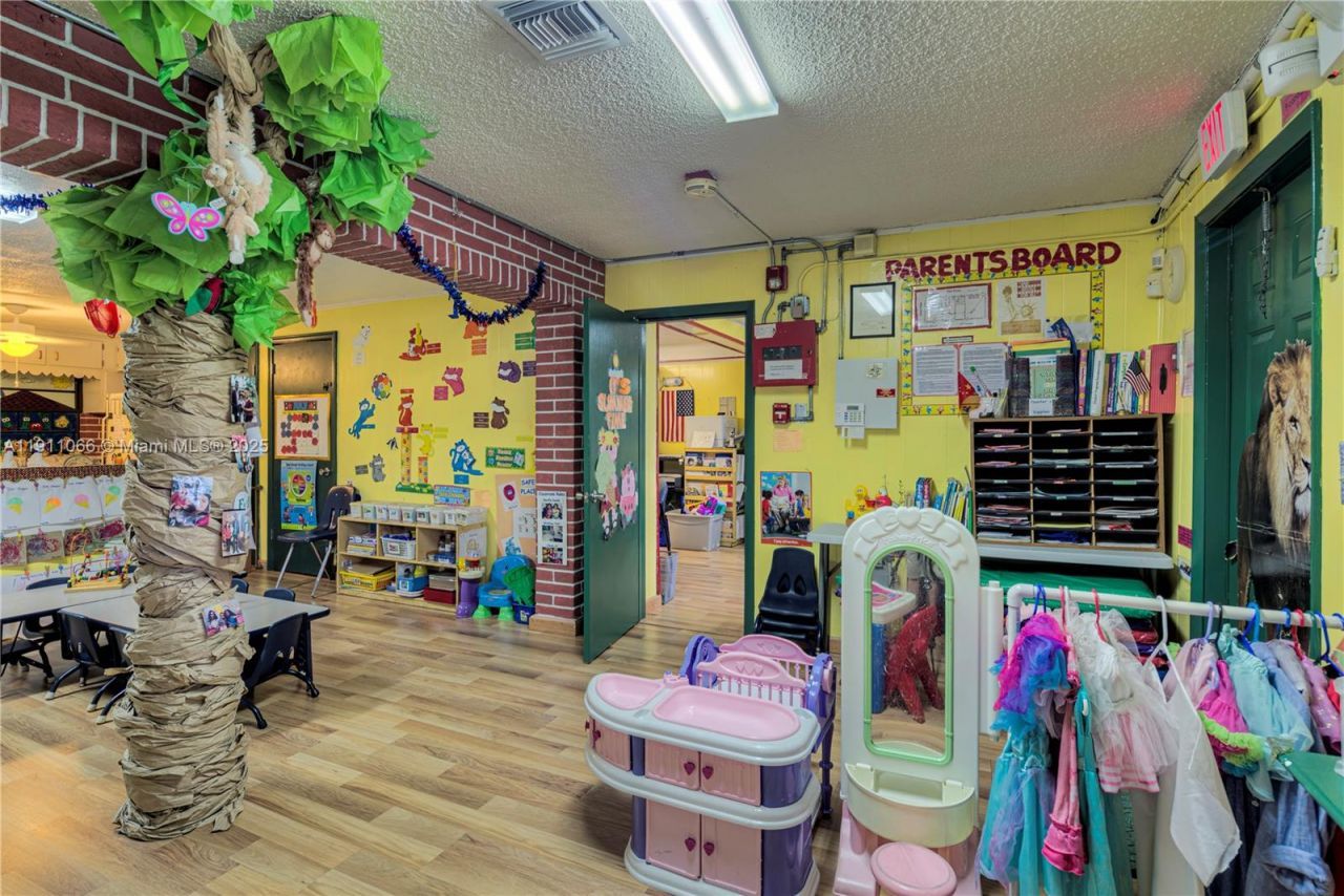 Please Call For Address, Hollywood, FL 33024 Photo