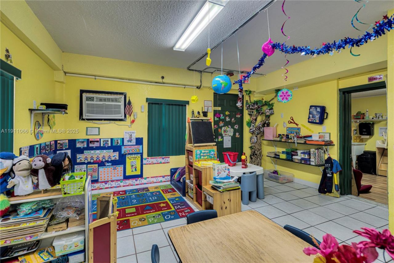 Please Call For Address, Hollywood, FL 33024 Photo
