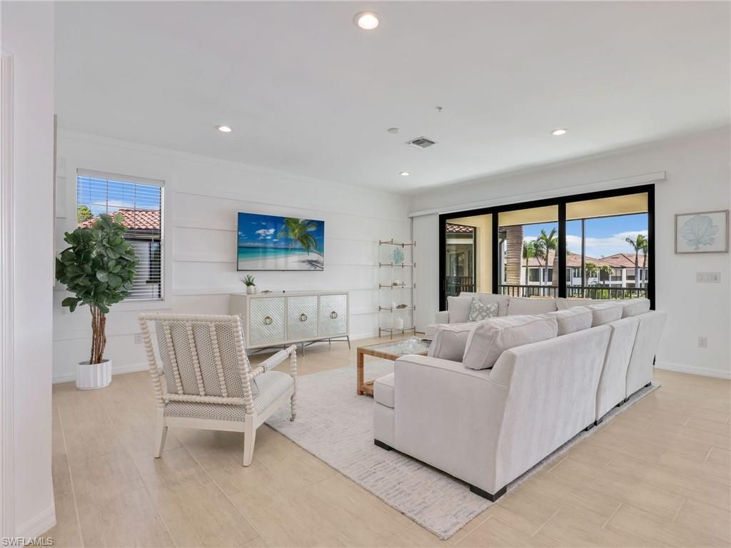 15177 Butler Lake Dr, Unit 201, Naples, FL 34109 Photo