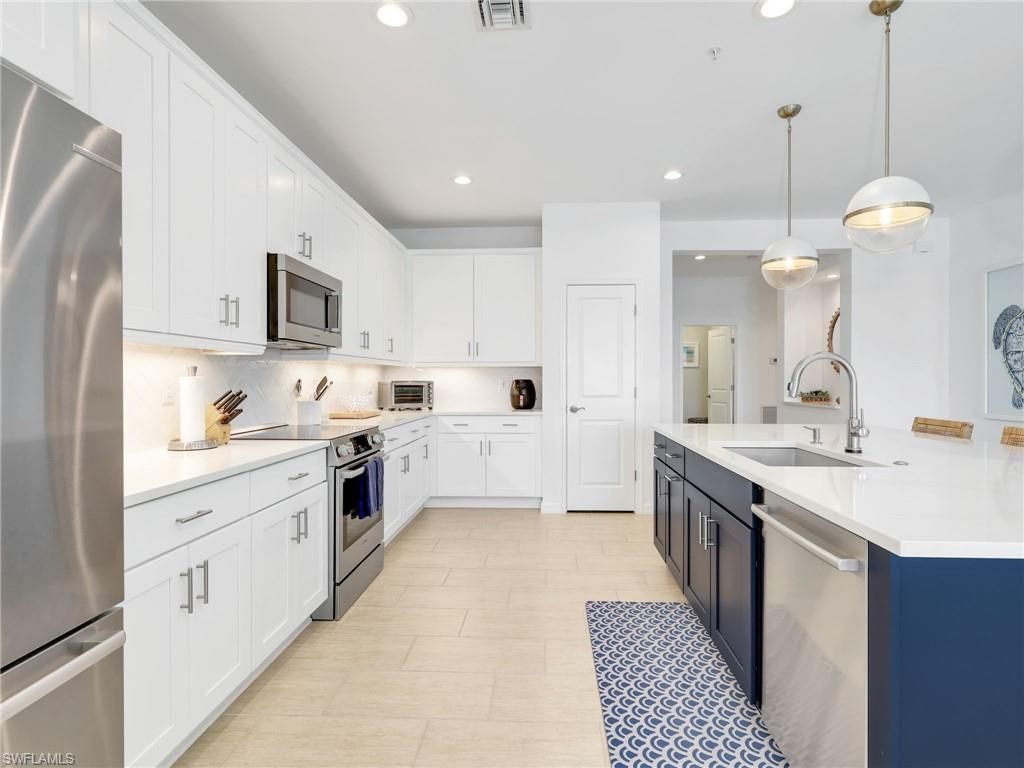 15177 Butler Lake Dr, Unit 201, Naples, FL 34109 Photo