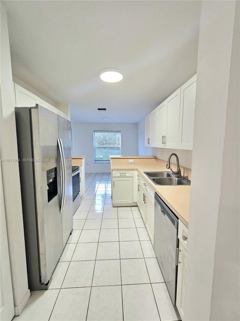 2280 NW 171st Ter, Pembroke Pines, FL 33028 Photo