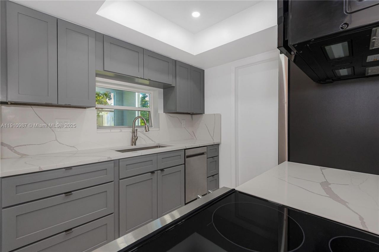 340 Leisure Blvd, Pompano Beach, FL 33064 Photo