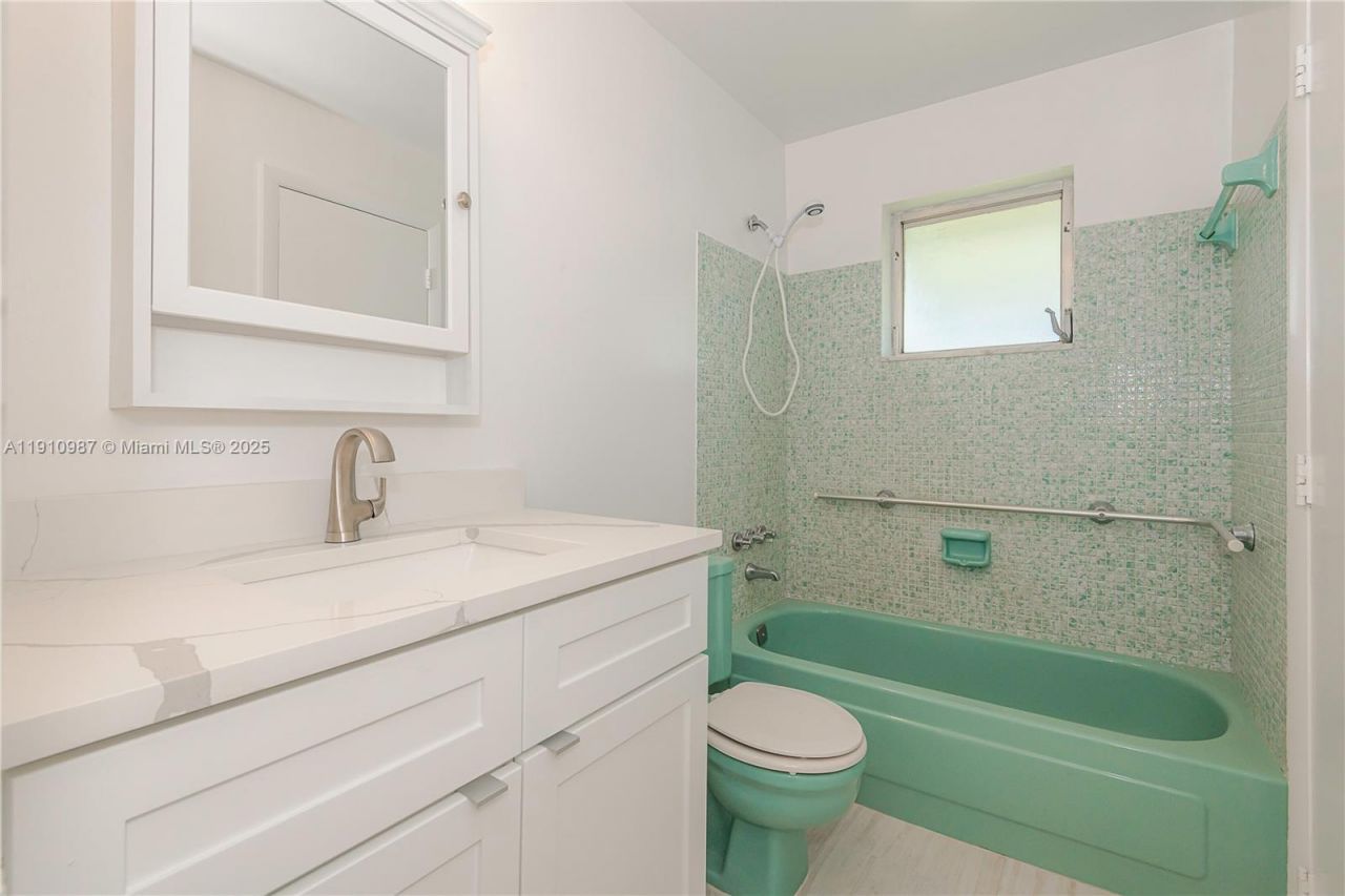 340 Leisure Blvd, Pompano Beach, FL 33064 Photo