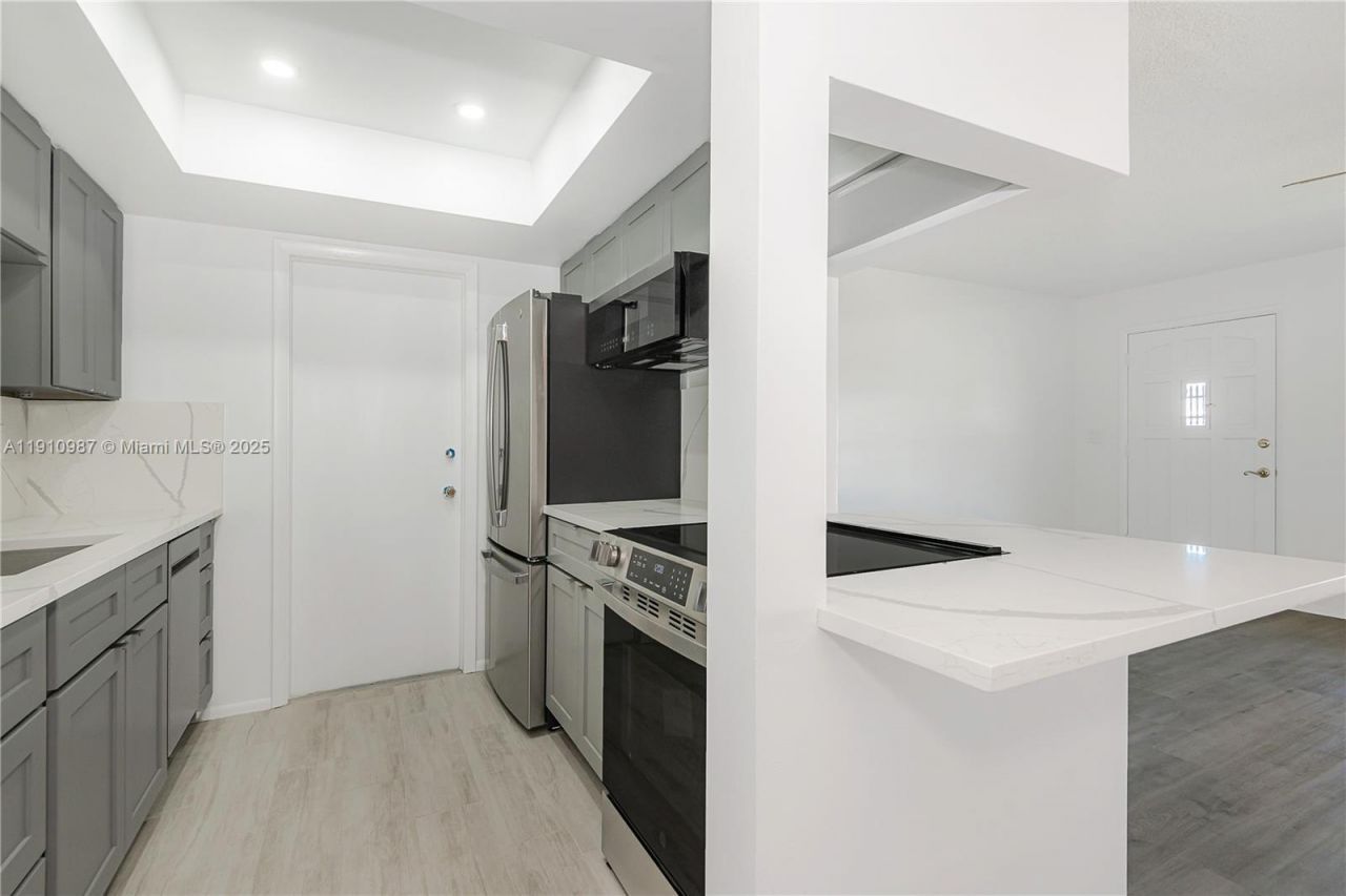 340 Leisure Blvd, Pompano Beach, FL 33064 Photo