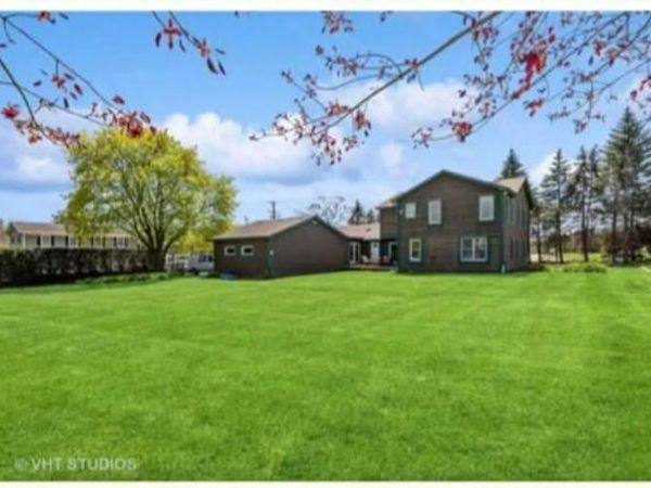 19738 W Martin Drive, Mundelein, IL 60060