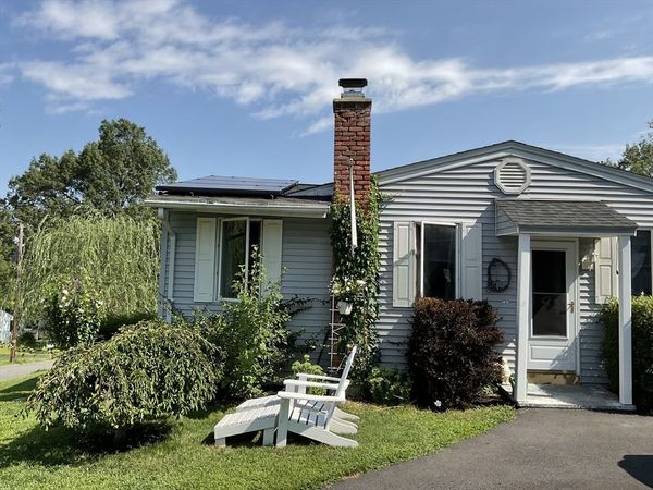 41 Hillside Drive, Springfield, MA 01118