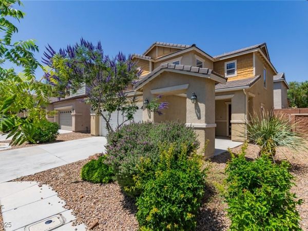 104 Big Cliff Avenue, North Las Vegas, NV 89031