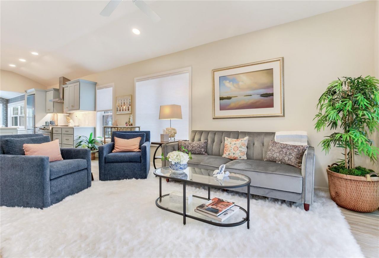 652 Ohio Place, Sarasota, FL 34236 Photo