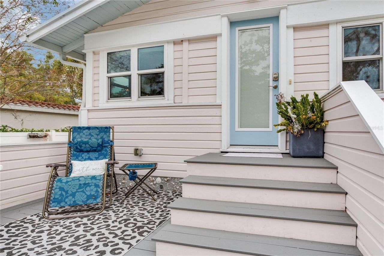 652 Ohio Place, Sarasota, FL 34236 Photo