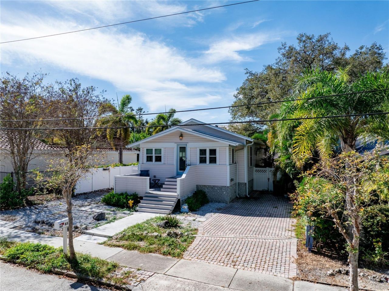 652 Ohio Place, Sarasota, FL 34236 Photo