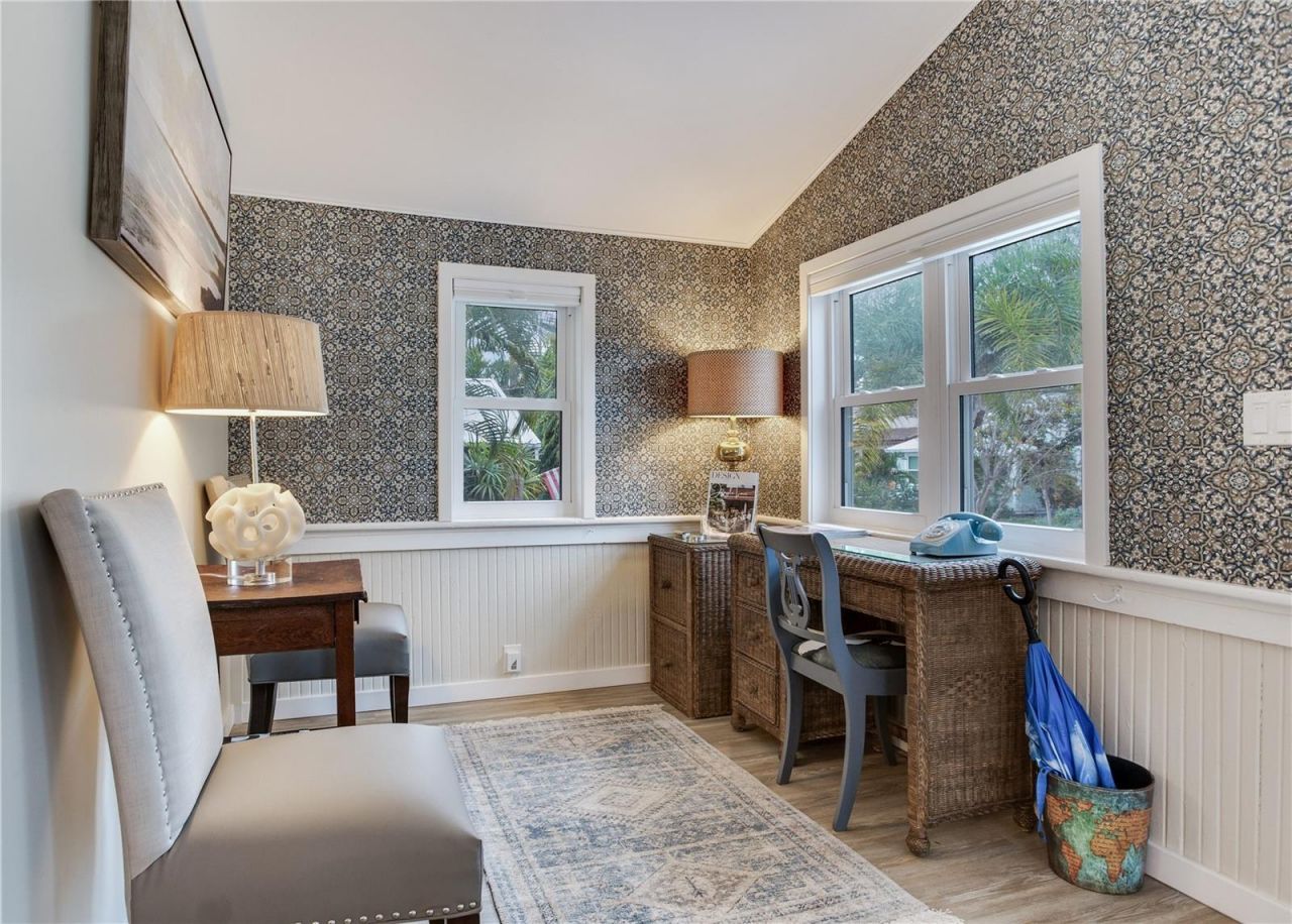 652 Ohio Place, Sarasota, FL 34236 Photo