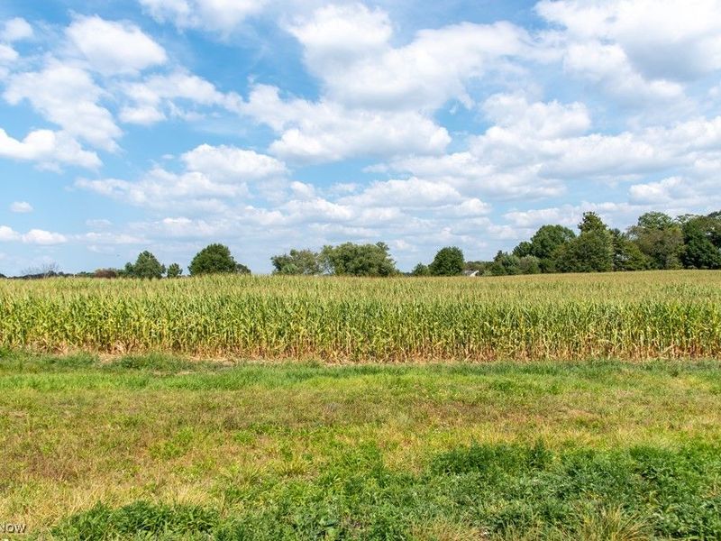 Crystal Lake Avenue NW, Canal Fulton, OH 44614 Photo 4