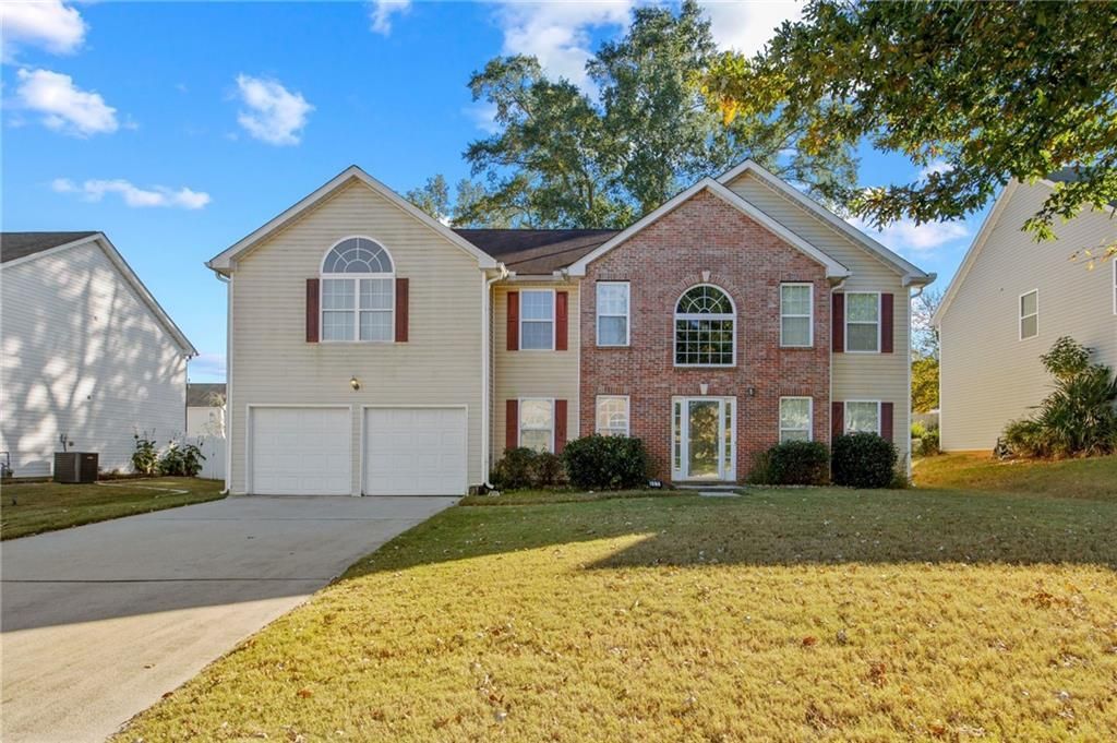 407 Grier Drive  Locust Grove, GA 30248