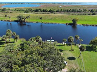 1025 ROBERTS LANE, MOORE HAVEN, FL 33471