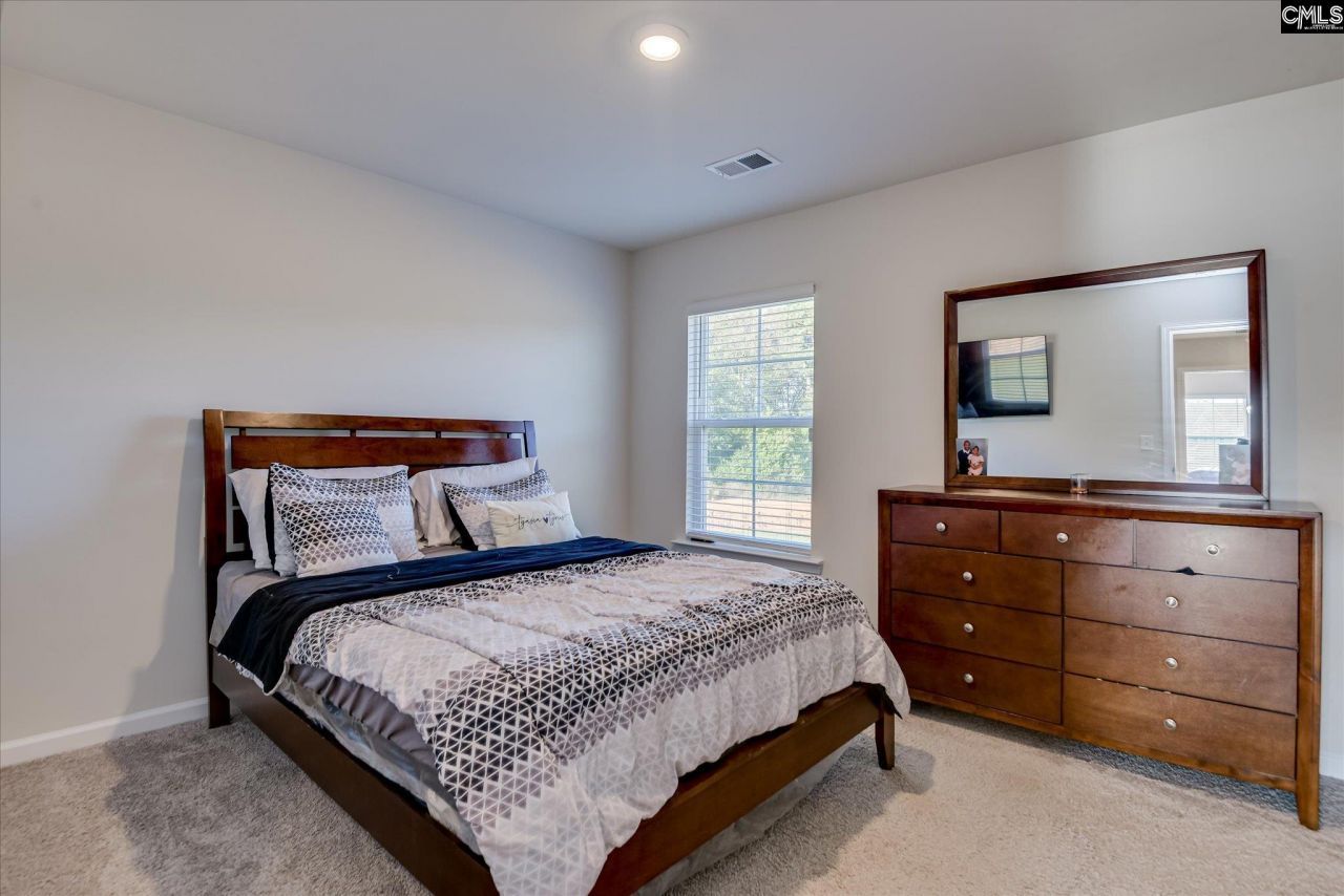 621 Rustic Cabin Lane Photo 12