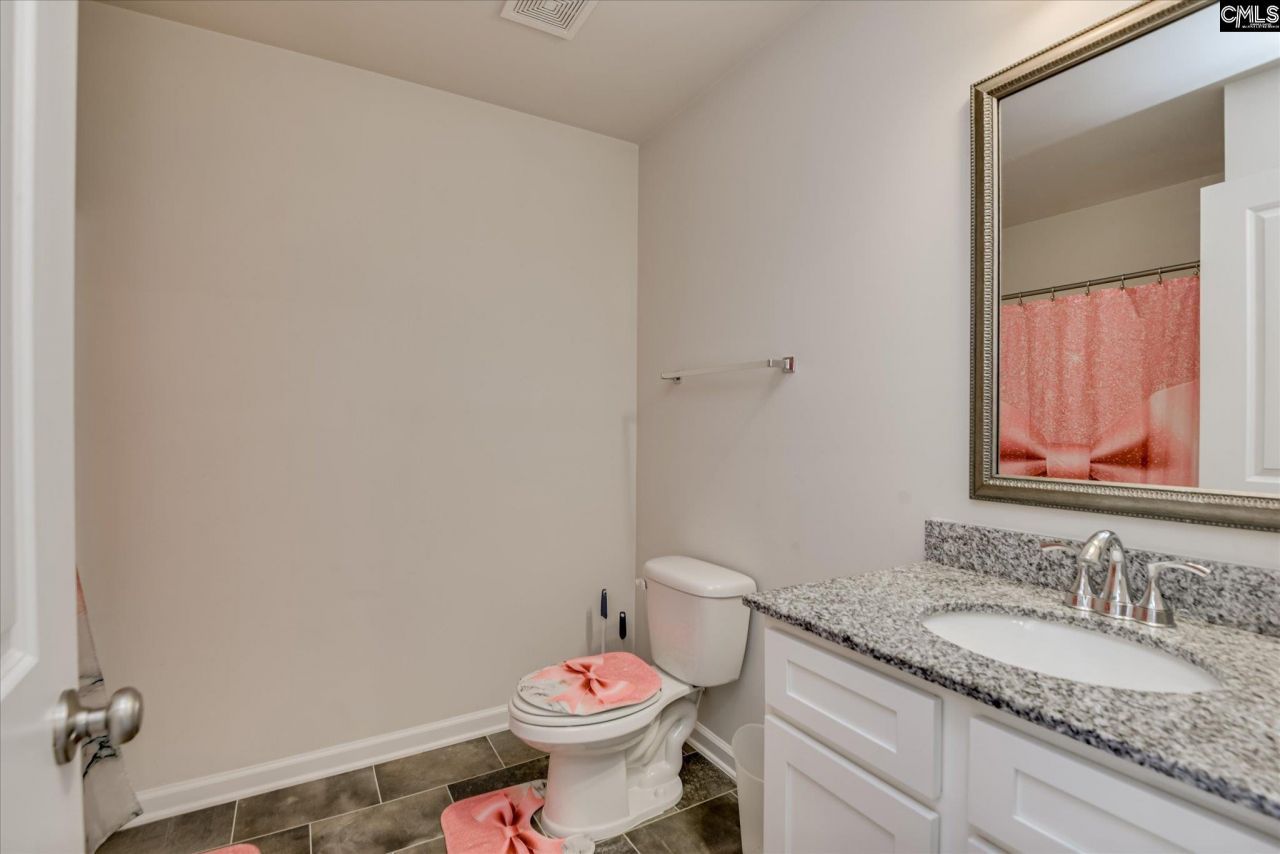 621 Rustic Cabin Lane Photo 14