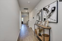 621 Rustic Cabin Lane photo 4