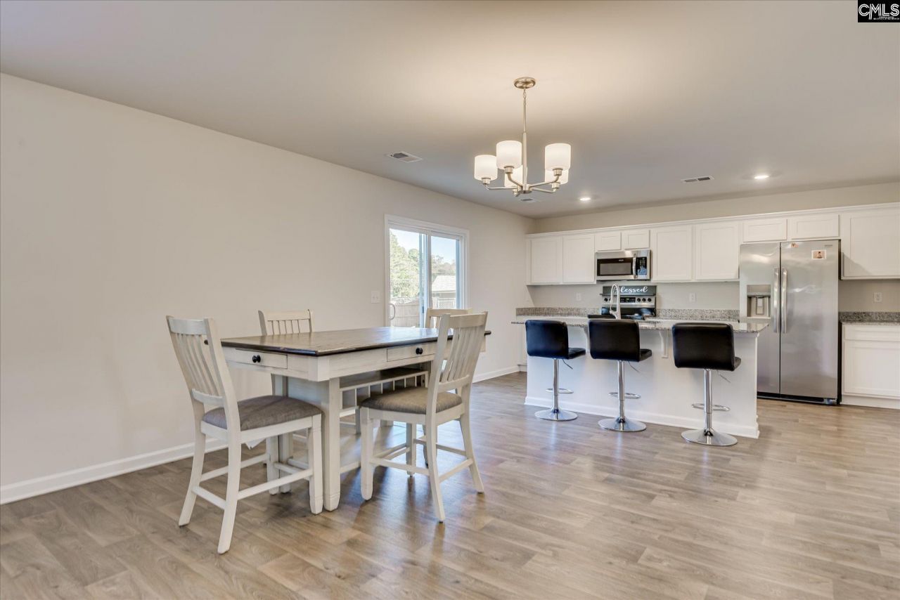 621 Rustic Cabin Lane Photo 6