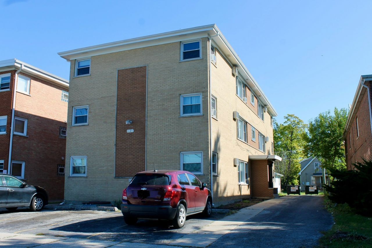 3229 Commercial Avenue, South Chicago Heights, IL 60411 Main Photo