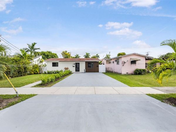 3481 SW 87th Ct, Miami, FL 33165