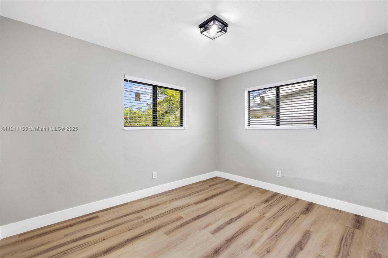 3481 SW 87th Ct, Miami, FL 33165 Photo