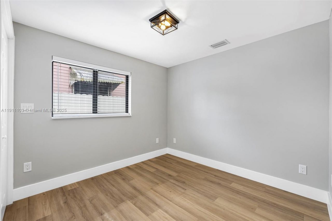 3481 SW 87th Ct, Miami, FL 33165 Photo