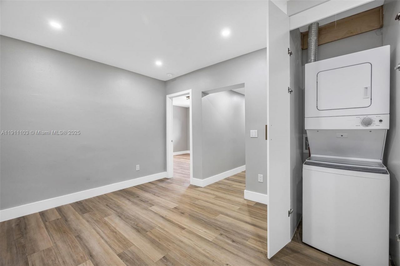 3481 SW 87th Ct, Miami, FL 33165 Photo