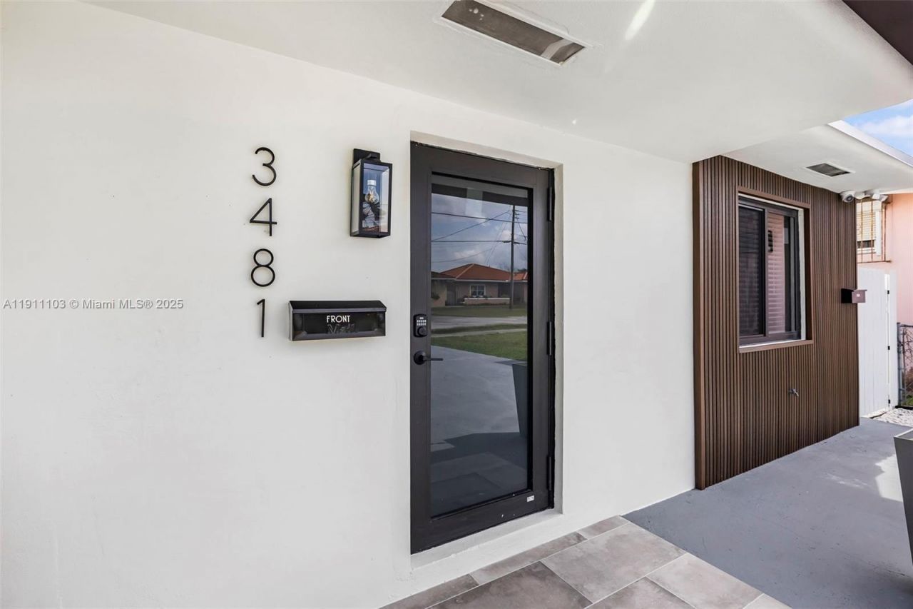 3481 SW 87th Ct, Miami, FL 33165 Photo