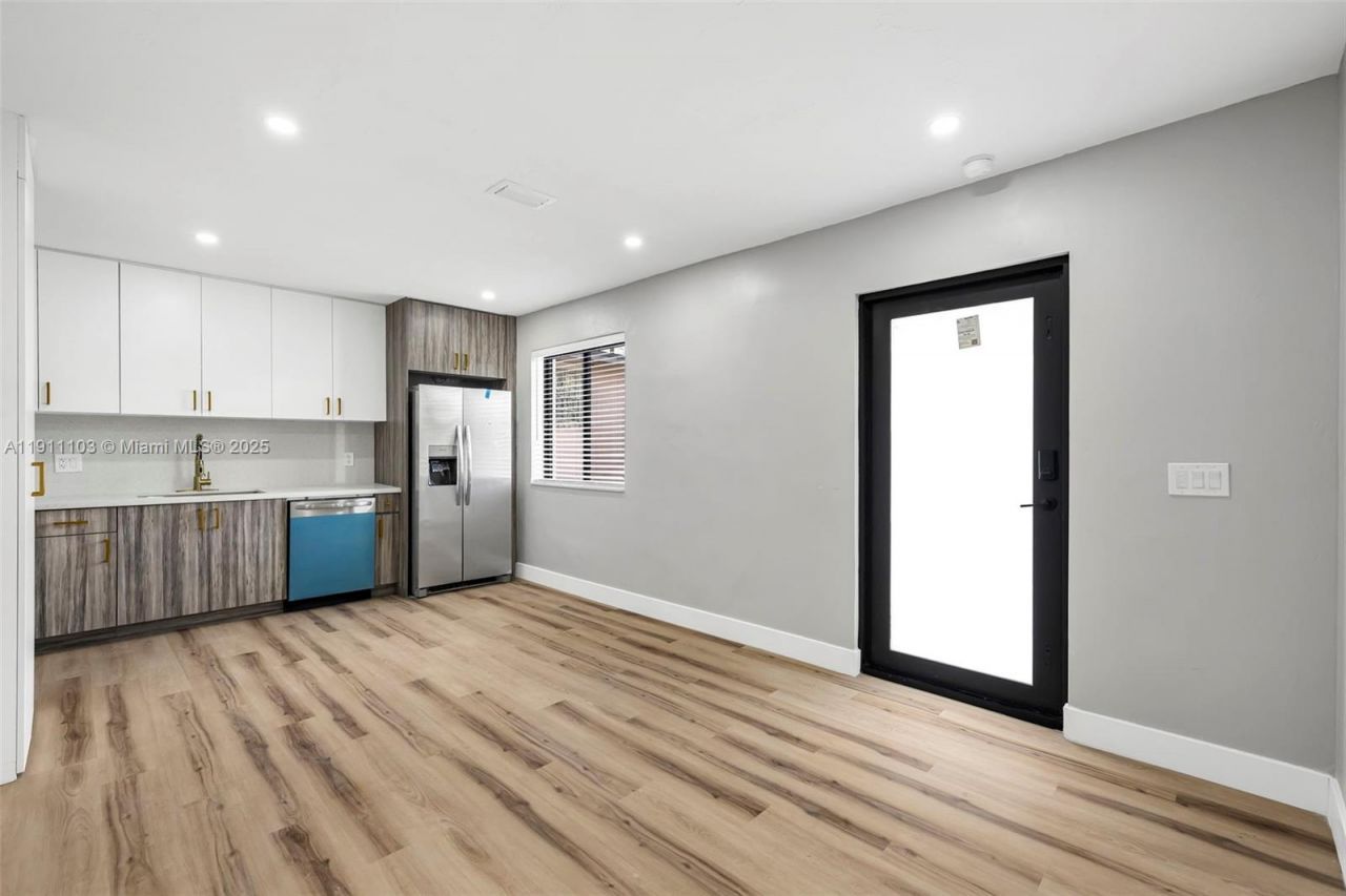 3481 SW 87th Ct, Miami, FL 33165 Photo