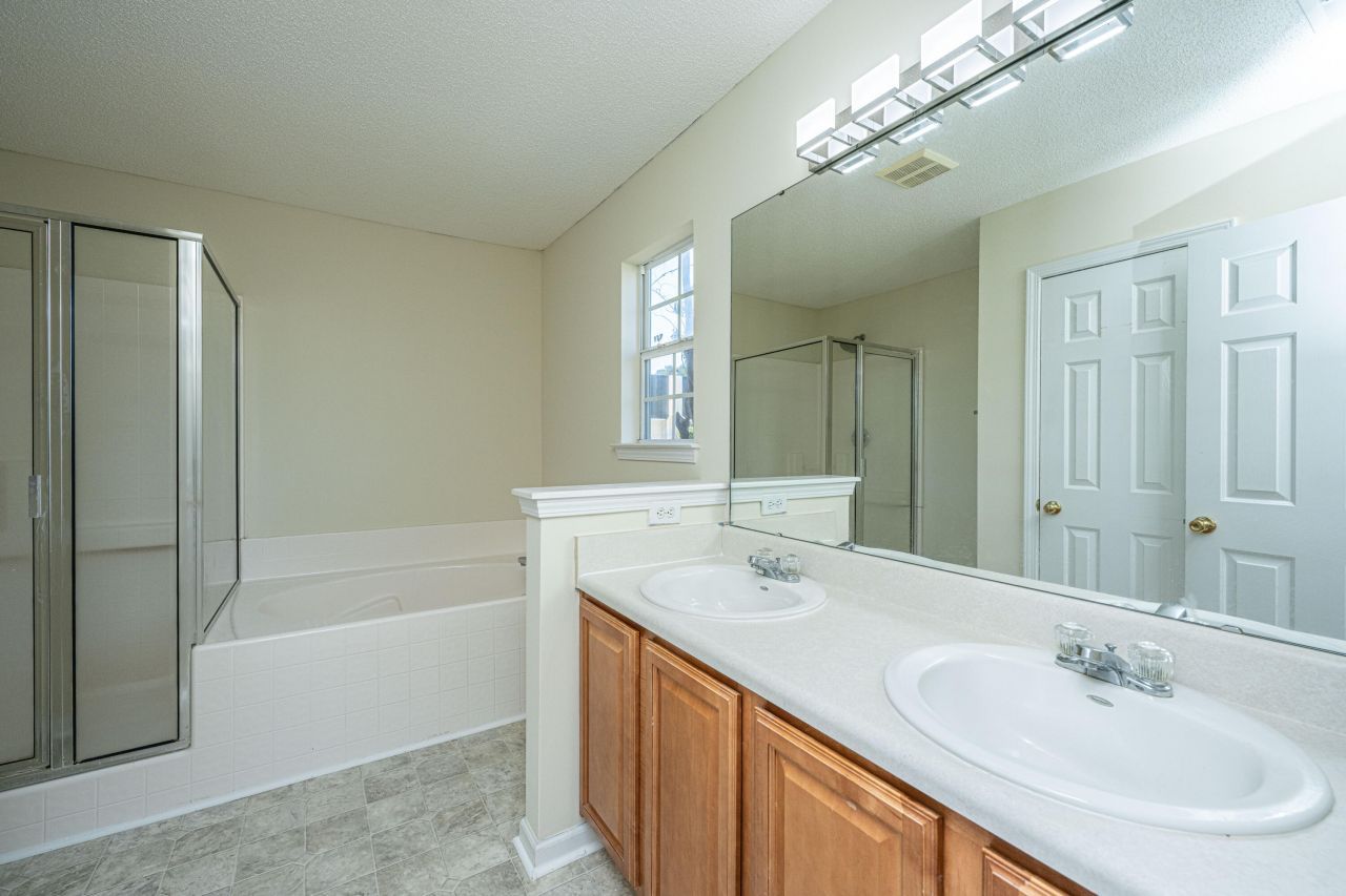 444 Jamestown Drive Photo 24