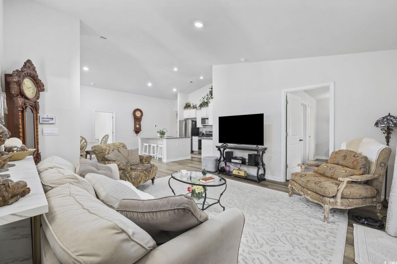 709 Eastridge Dr. Photo 12