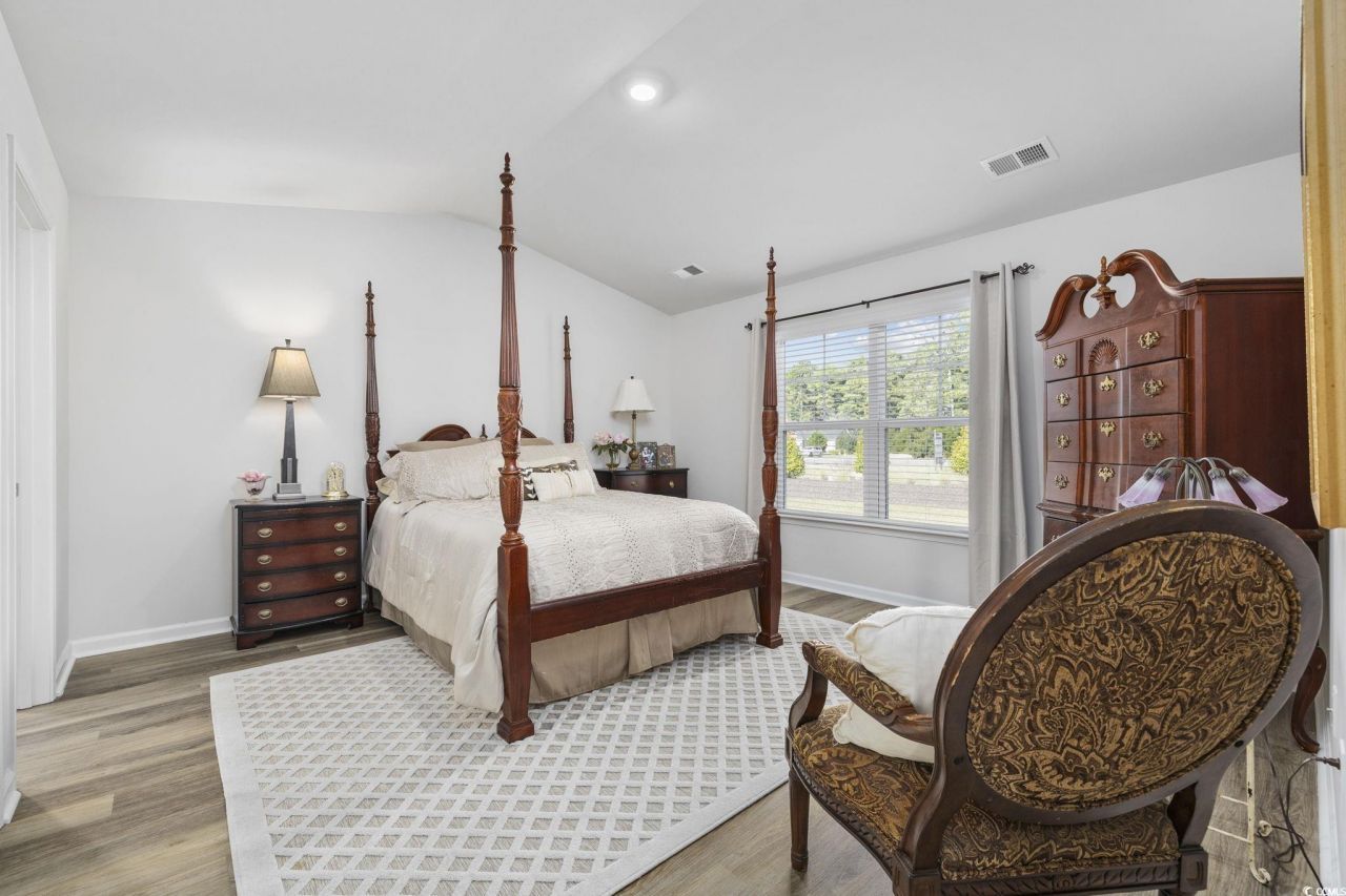 709 Eastridge Dr. Photo 13