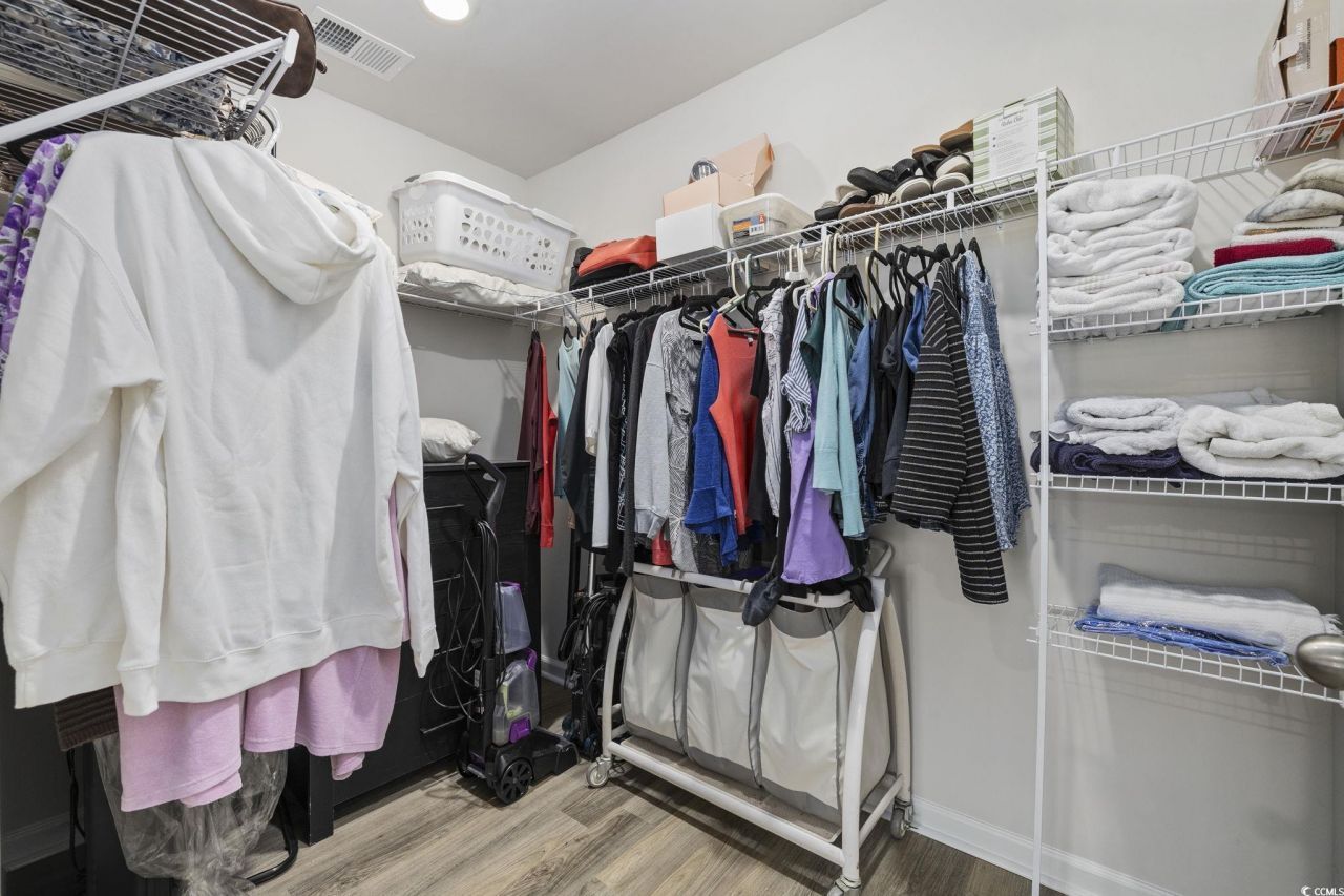 709 Eastridge Dr. Photo 17