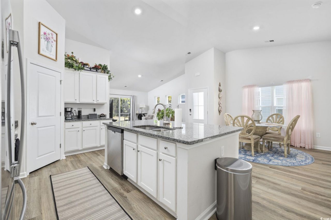 709 Eastridge Dr. Photo 7