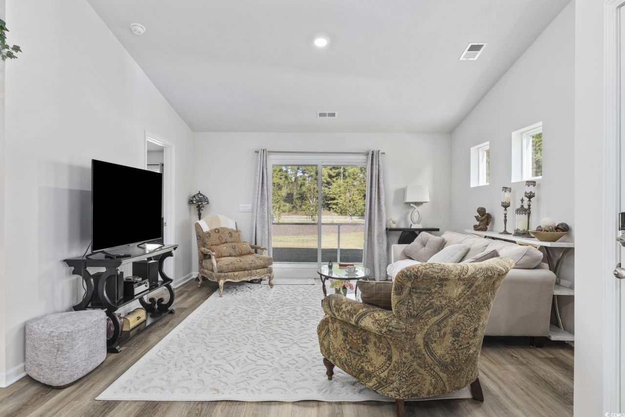 709 Eastridge Dr. Photo 9