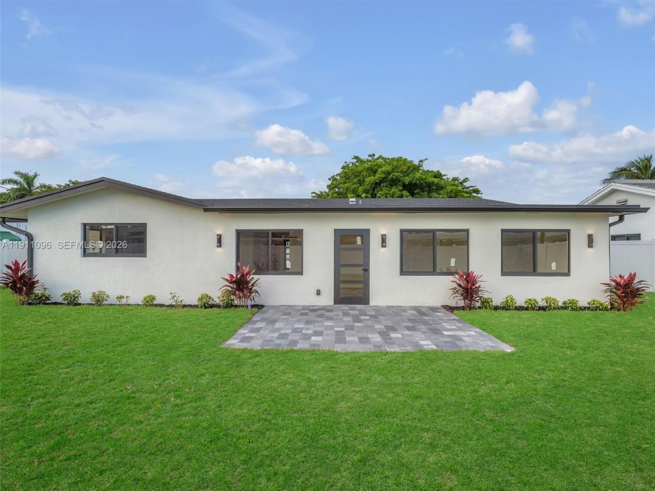 2120 NE 55th Ct, Fort Lauderdale, FL 33308 Photo