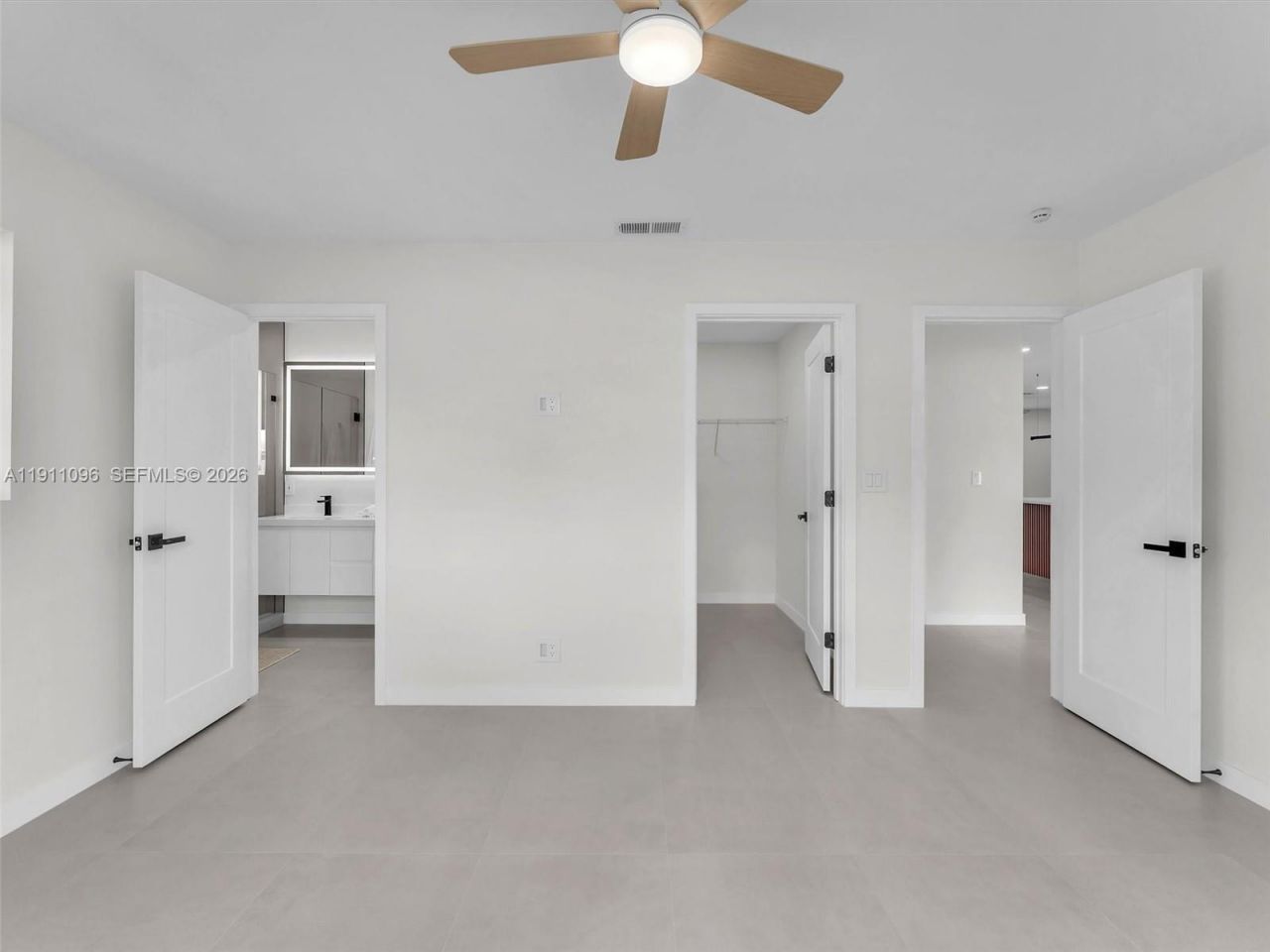 2120 NE 55th Ct, Fort Lauderdale, FL 33308 Photo