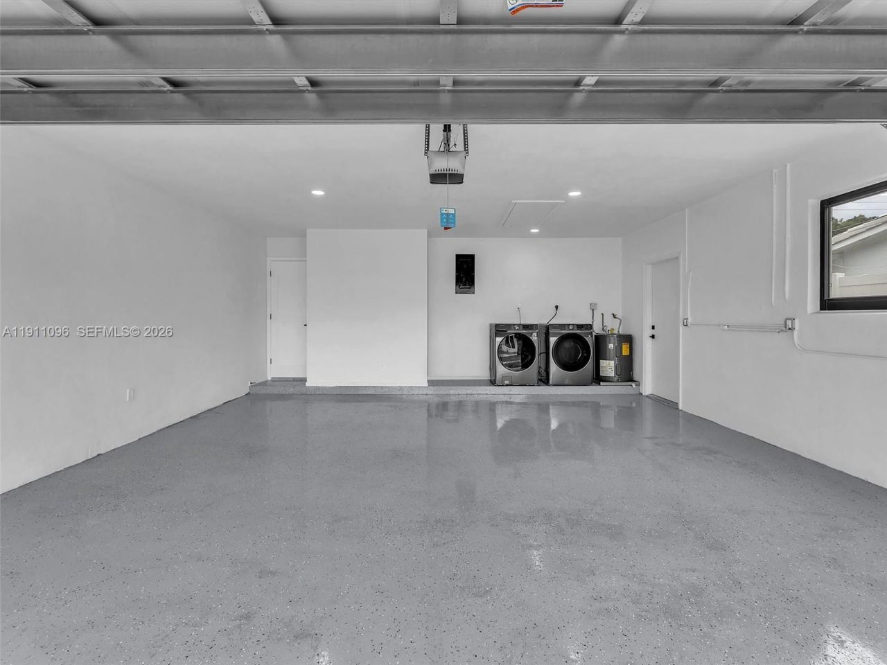 2120 NE 55th Ct, Fort Lauderdale, FL 33308 Photo