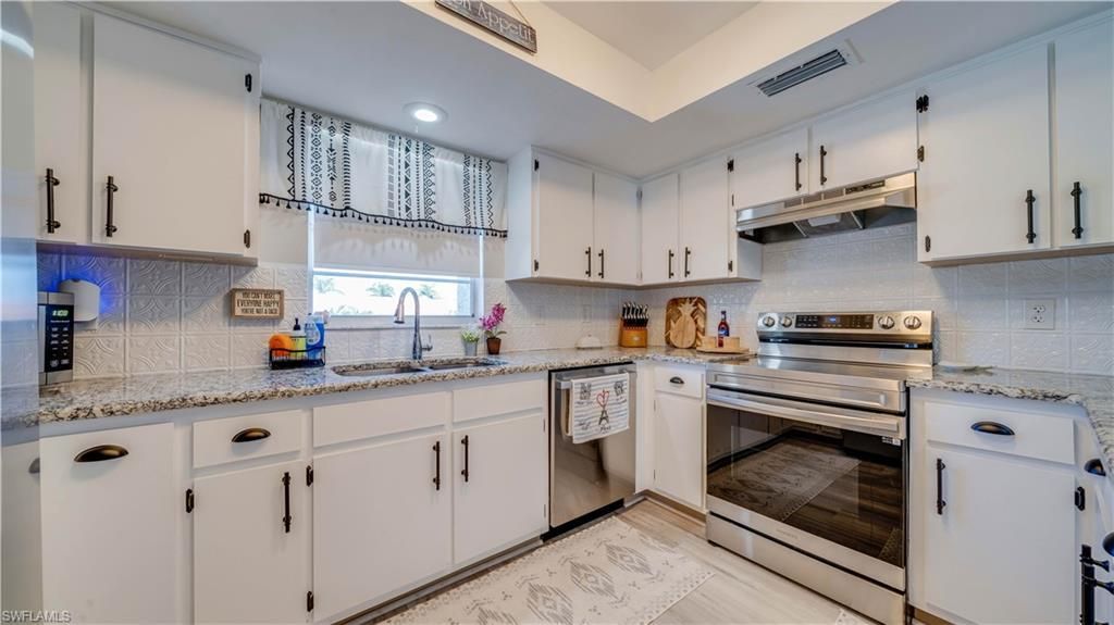 4217 SE 19th Ave, Unit 210, Cape Coral, FL 33904 Photo