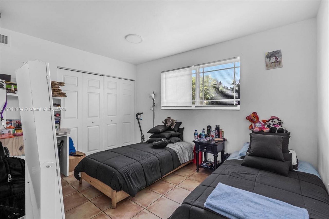 9630 SW 182nd St, Palmetto Bay, FL 33157 Photo