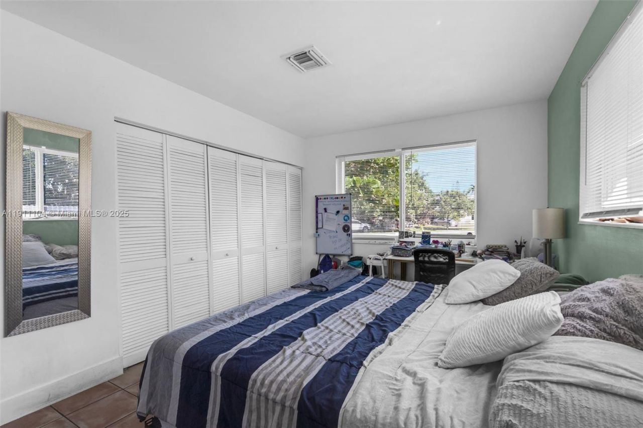 9630 SW 182nd St, Palmetto Bay, FL 33157 Photo