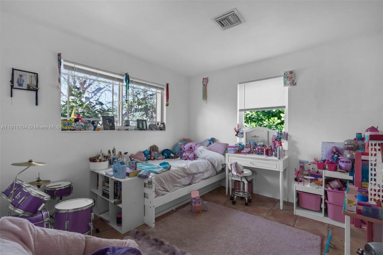 9630 SW 182nd St, Palmetto Bay, FL 33157 Photo