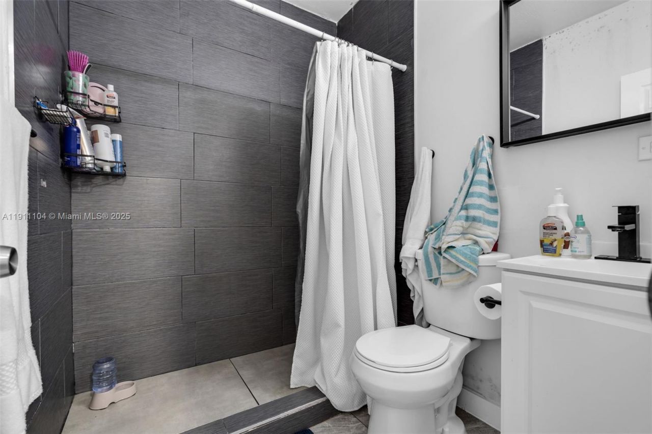 9630 SW 182nd St, Palmetto Bay, FL 33157 Photo