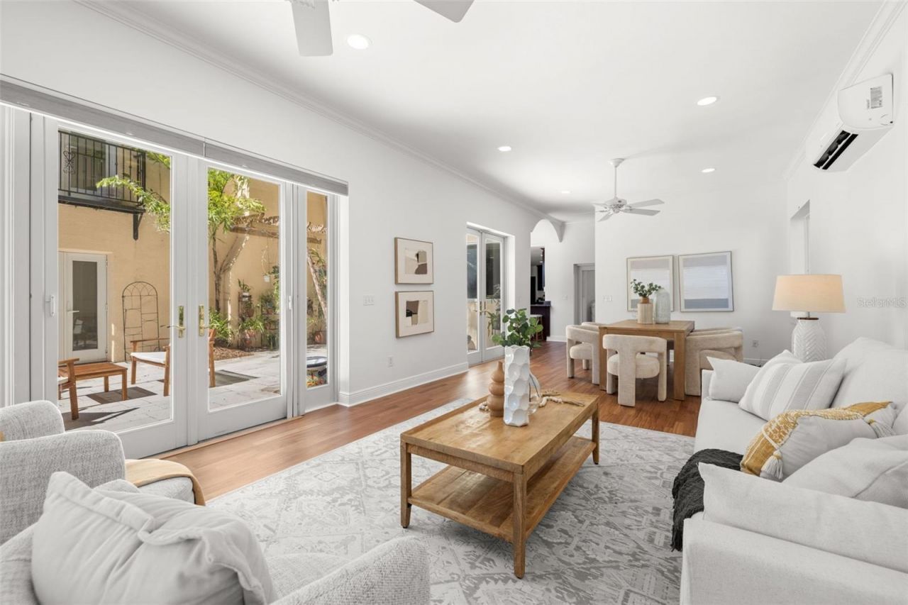 7240 Dr Martin Luther King Jr Street S, Saint Petersburg, FL 33705 Photo