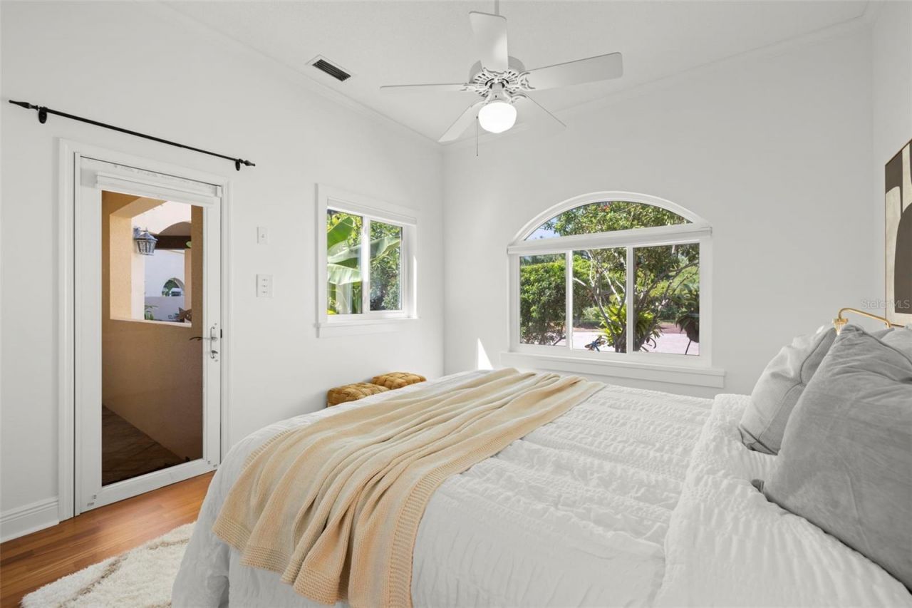 7240 Dr Martin Luther King Jr Street S, Saint Petersburg, FL 33705 Photo